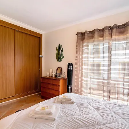דירה Quinta Da Gomeira 60 טאווירה